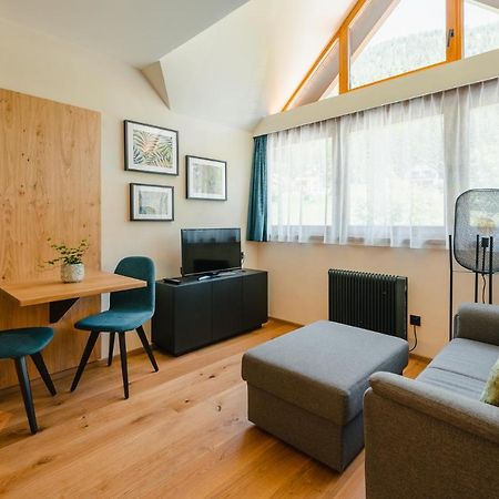 Ferienhaus Holzer Вайсензее Екстериор снимка