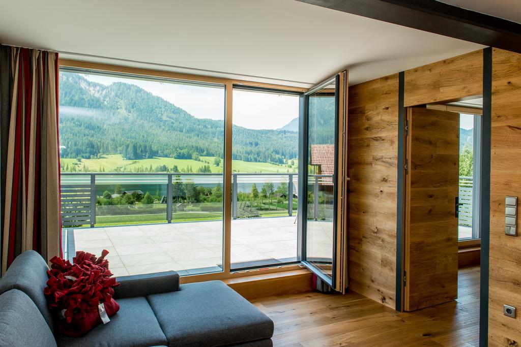 Ferienhaus Holzer Вайсензее Екстериор снимка